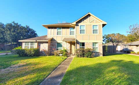 Photo of 12870 Westella Drive, Houston, TX 77077 (MLS # 14586140)