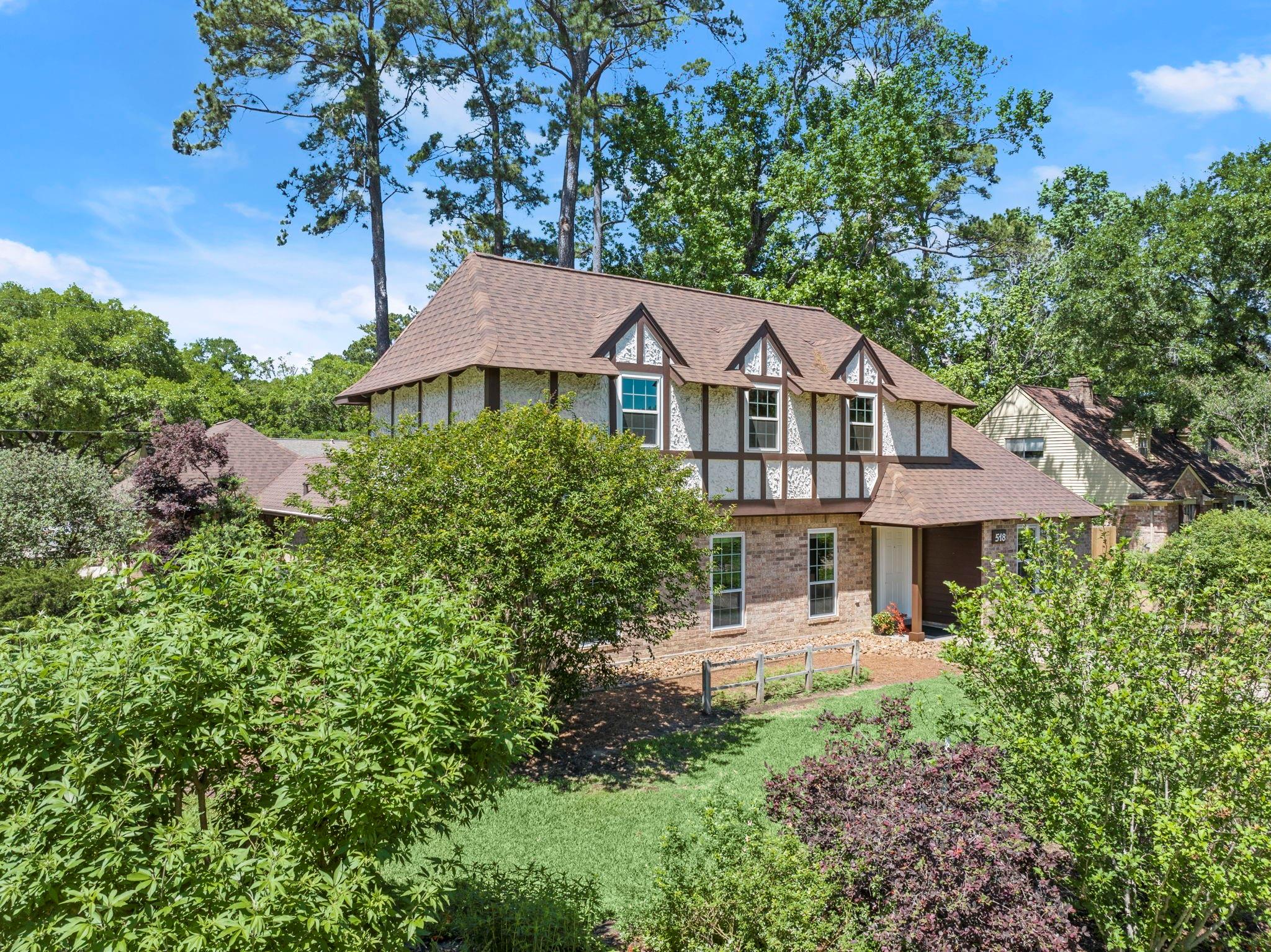 518 Magic Oaks Drive