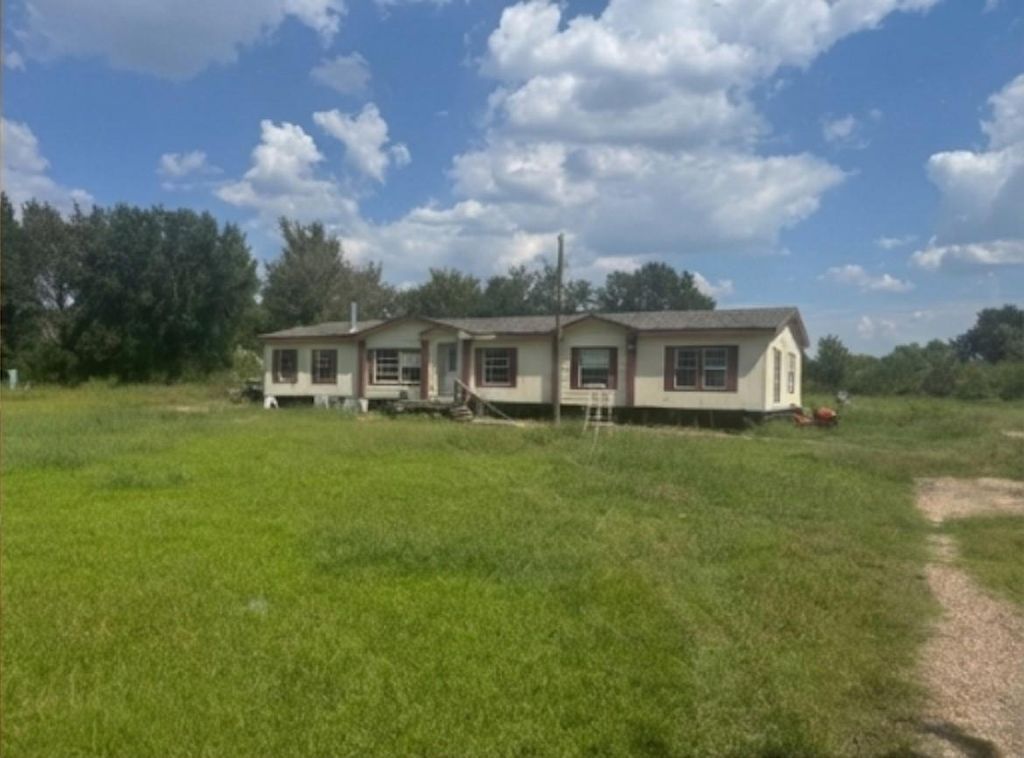 Photo of 15921 Patterson Lane, Rosharon, TX 77583 (MLS # 77022595)