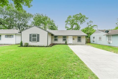 Photo of 5118 Keystone Street, Houston, TX 77021 (MLS # 37891509)