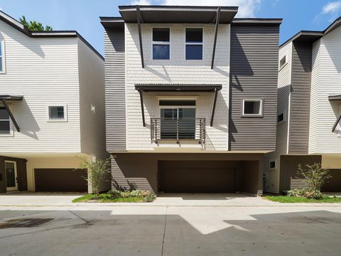 Photo of 861 Rachel Street #F, Houston, TX 77091 (MLS # 89611764)