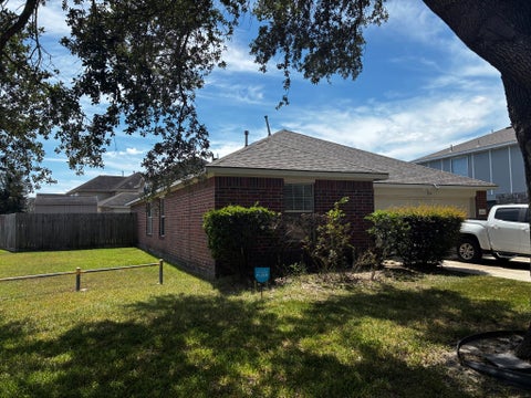 Photo of 2603 Tinas Terrace Drive, Houston, TX 77038 (MLS # 26698029)