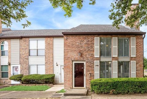 Photo of 5100 Allendale Road #201, Houston, TX 77017 (MLS # 22219057)