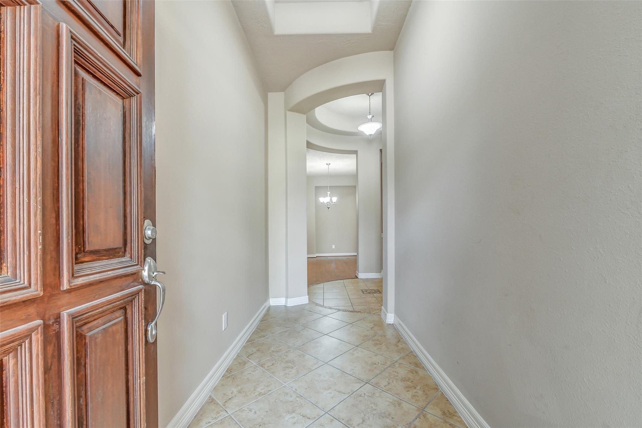 7122 Fall Creek Lane