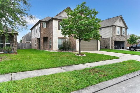 Photo of 10615 Chestnut Pathway Way, Tomball, TX 77375 (MLS # 9777616)