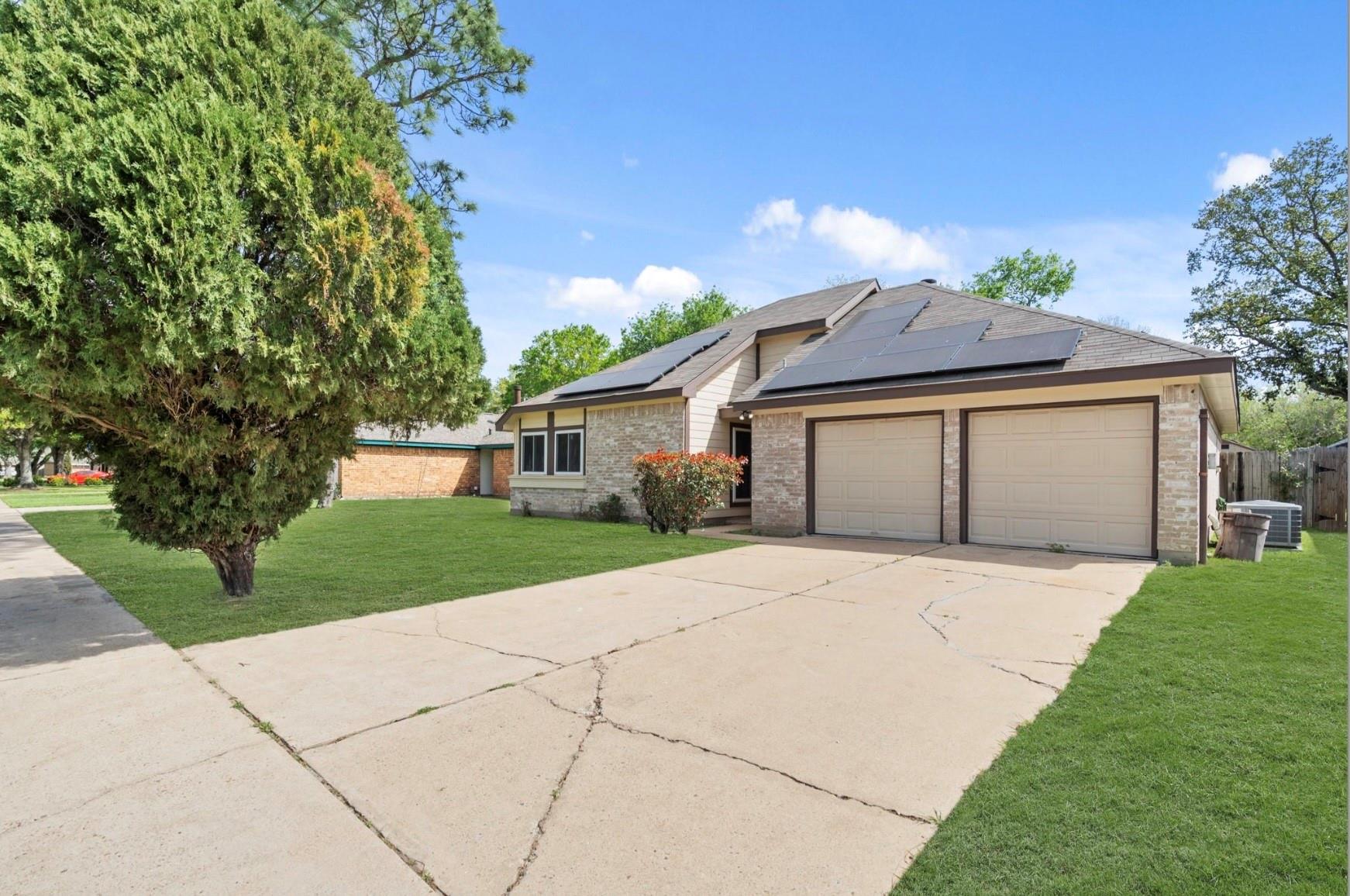 2618 Village Circle Drive