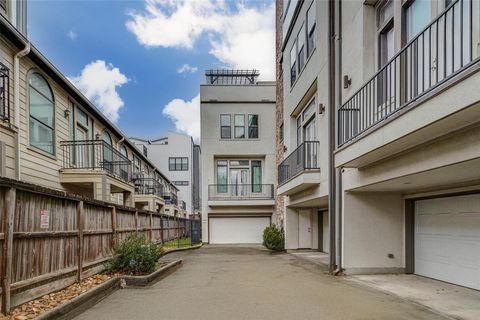 2913 Leeland Street Houston TX 77003