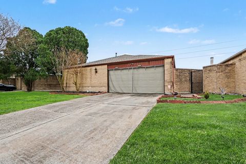 12151 Swords Creek Road Houston TX 77067