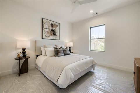 Tiny photo for 2011 Hopkins Street, Houston, TX 77006 (MLS # 12760167)