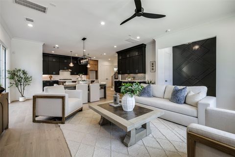 Tiny photo for 2011 Hopkins Street, Houston, TX 77006 (MLS # 12760167)