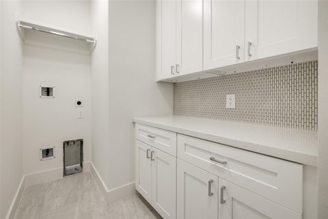 Tiny photo for 2011 Hopkins Street, Houston, TX 77006 (MLS # 12760167)