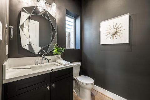 Tiny photo for 2011 Hopkins Street, Houston, TX 77006 (MLS # 12760167)