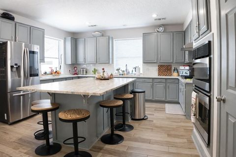 Photo of 19026 Canyon River Lane, Houston, TX 77084 (MLS # 96522722)