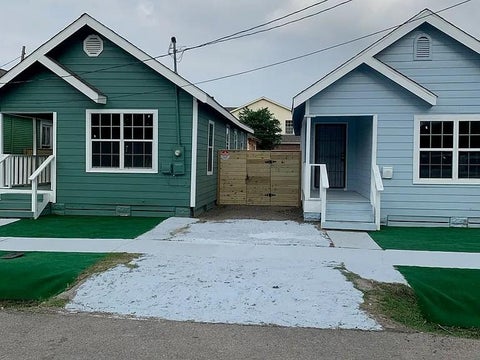 Photo of 2326 Bringhurst Street #7, Houston, TX 77026 (MLS # 41055724)