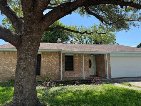 Photo of 3227 Fern Rock Drive, La Porte, TX 77571 (MLS # 47722168)