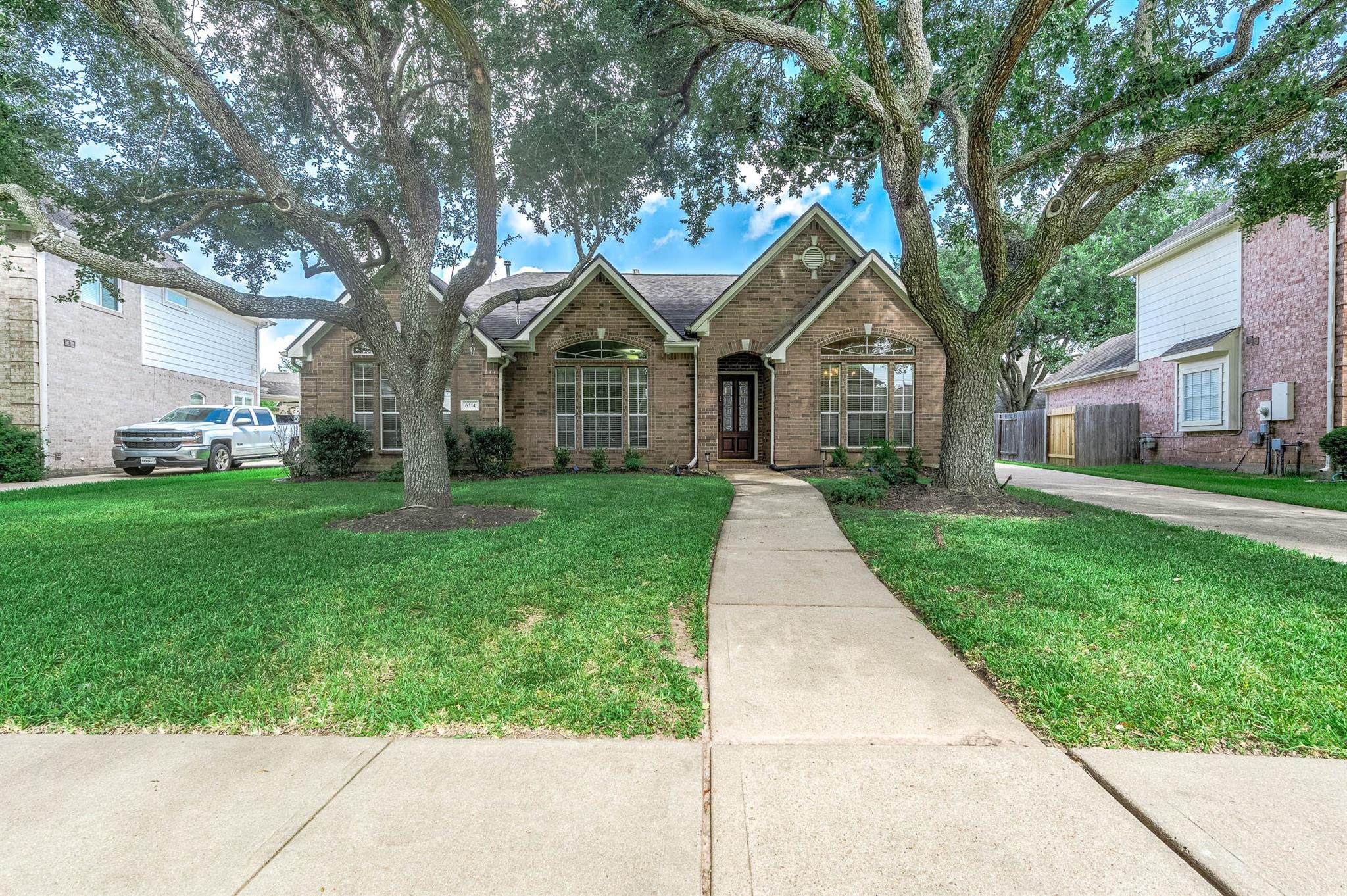 6214 Harbour Gateway Lane