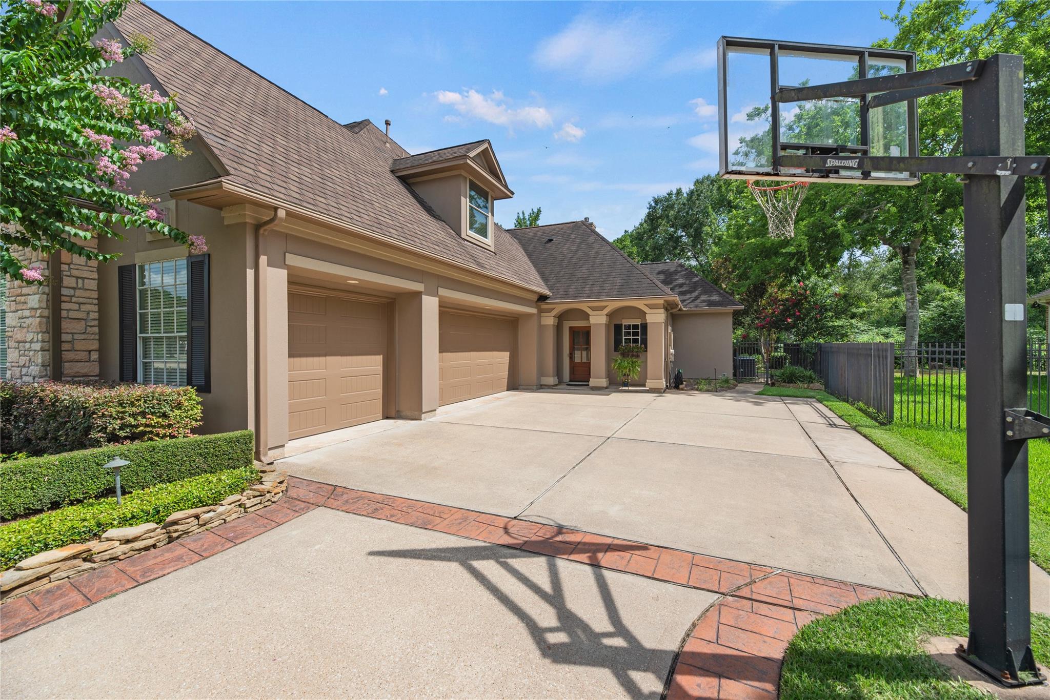 22815 Parkwalk Lane