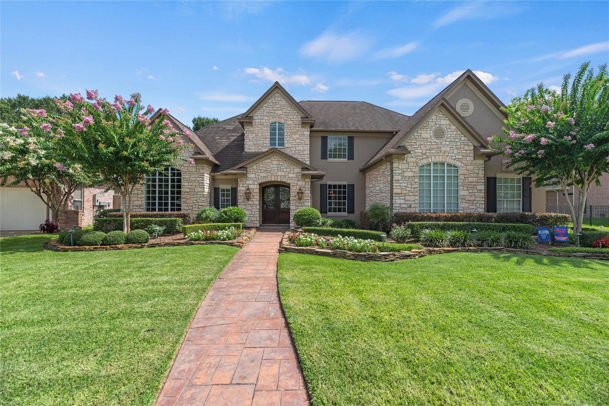 22815 Parkwalk Lane