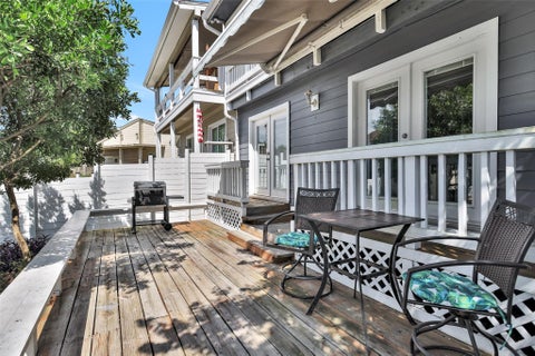 Photo of 126 April Point Drive N, Conroe, TX 77356 (MLS # 10392361)