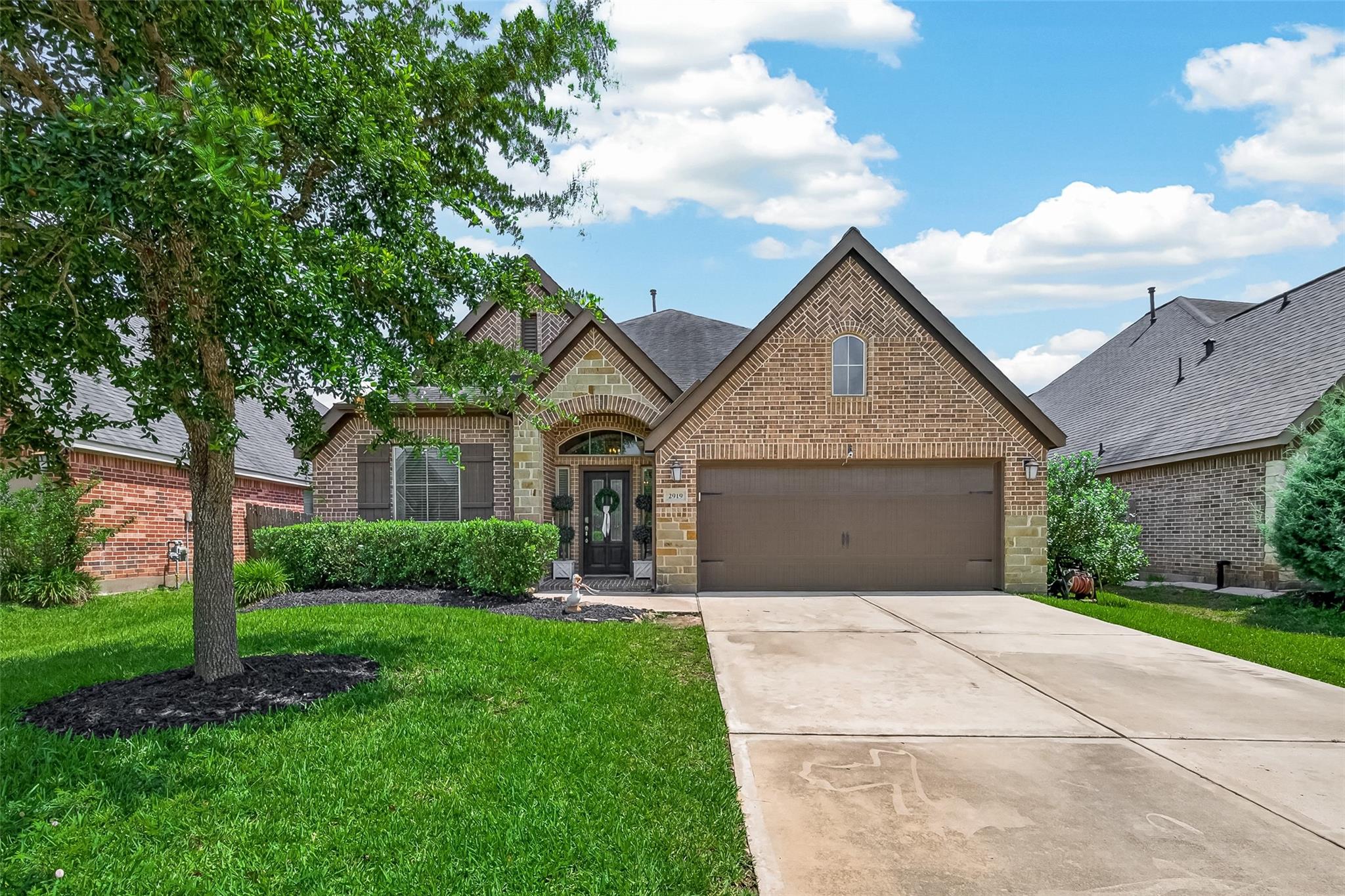 2919 River Flower Lane
