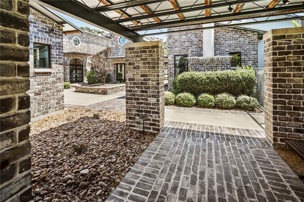 2917 Blue Belle Drive