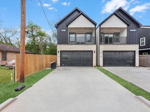 Photo of 991 South Lane #993, Houston, TX 77088 (MLS # 79902811)