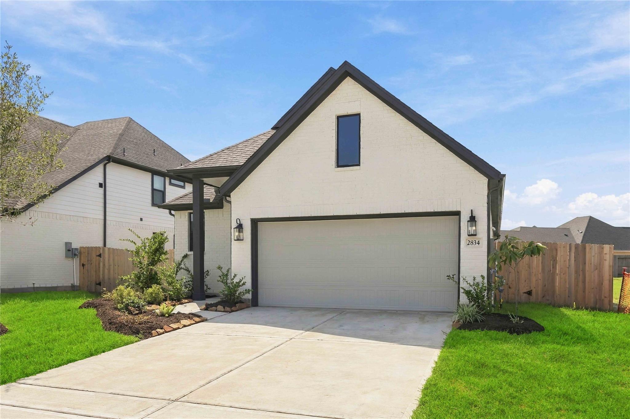 2834 Elm Creek Way