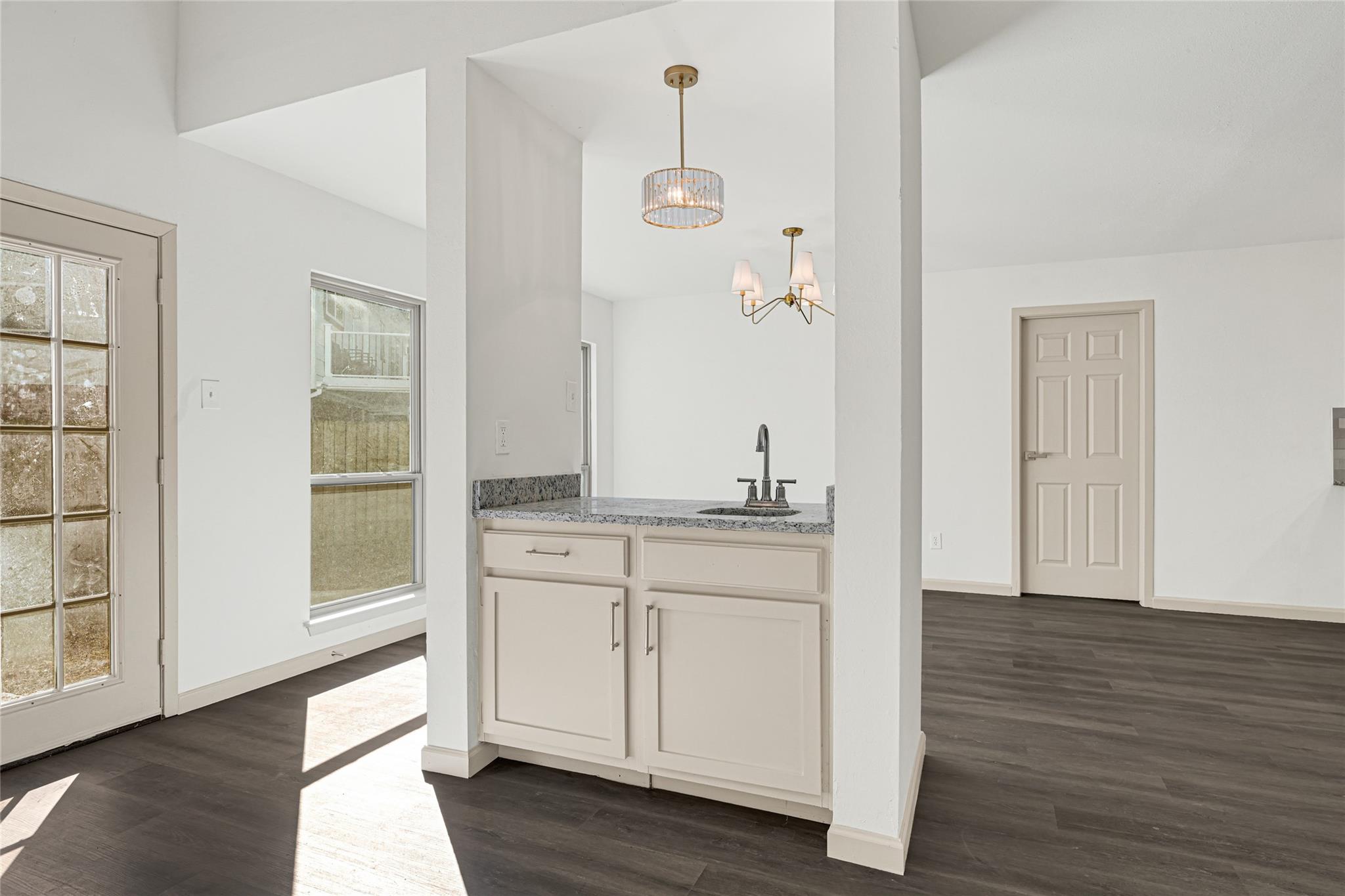 7 S Cypress Pine Drive