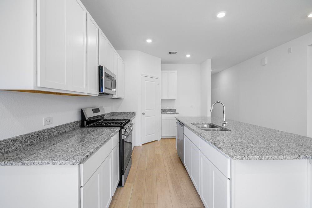 5611 Buttonbush Court