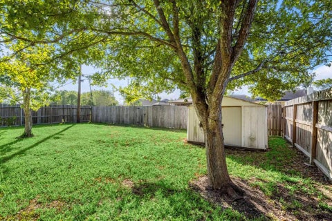 Tiny photo for 3212 Glastonbury Drive, Pearland, TX 77581 (MLS # 67403617)