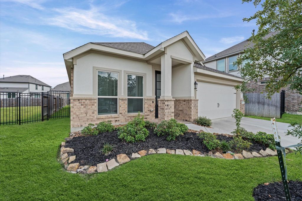 Photo of 4272 Waterlily Spring Way, Porter, TX 77365 (MLS # 54070586)