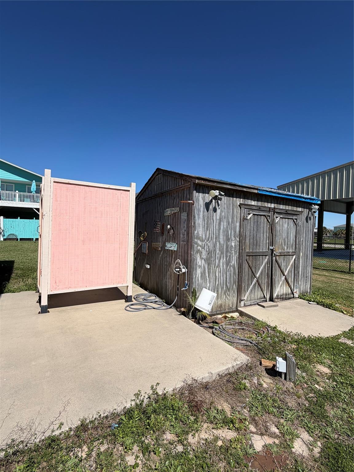 950 Clara Street