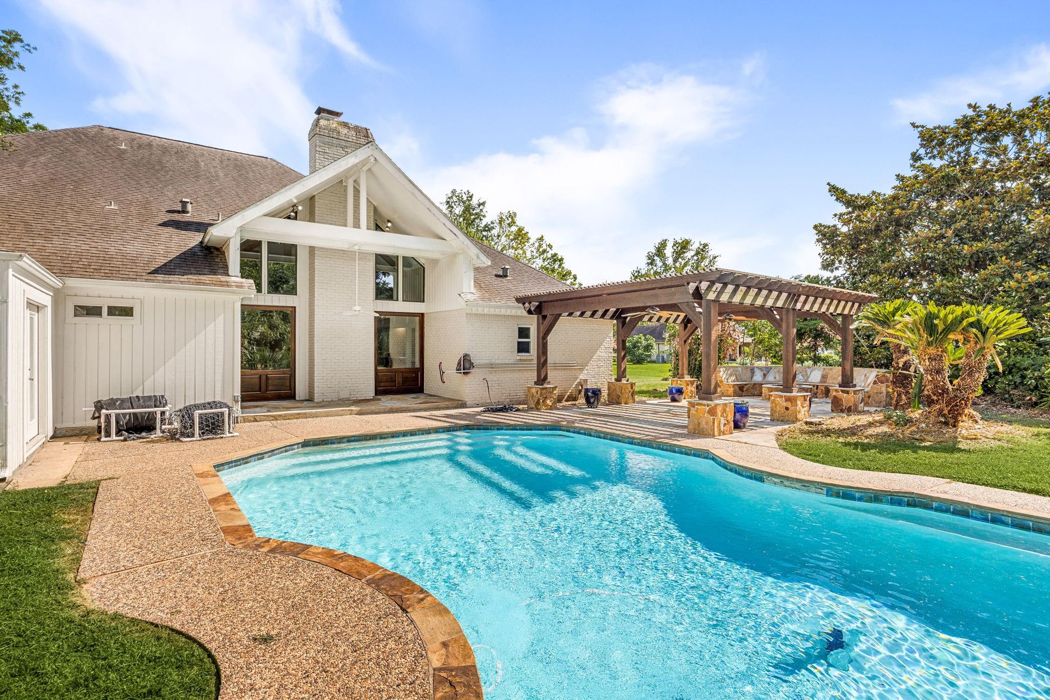 215 Caleta Circle