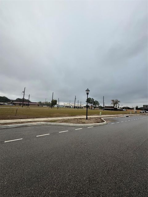 3527 South Park Avenue Pearland TX 77581