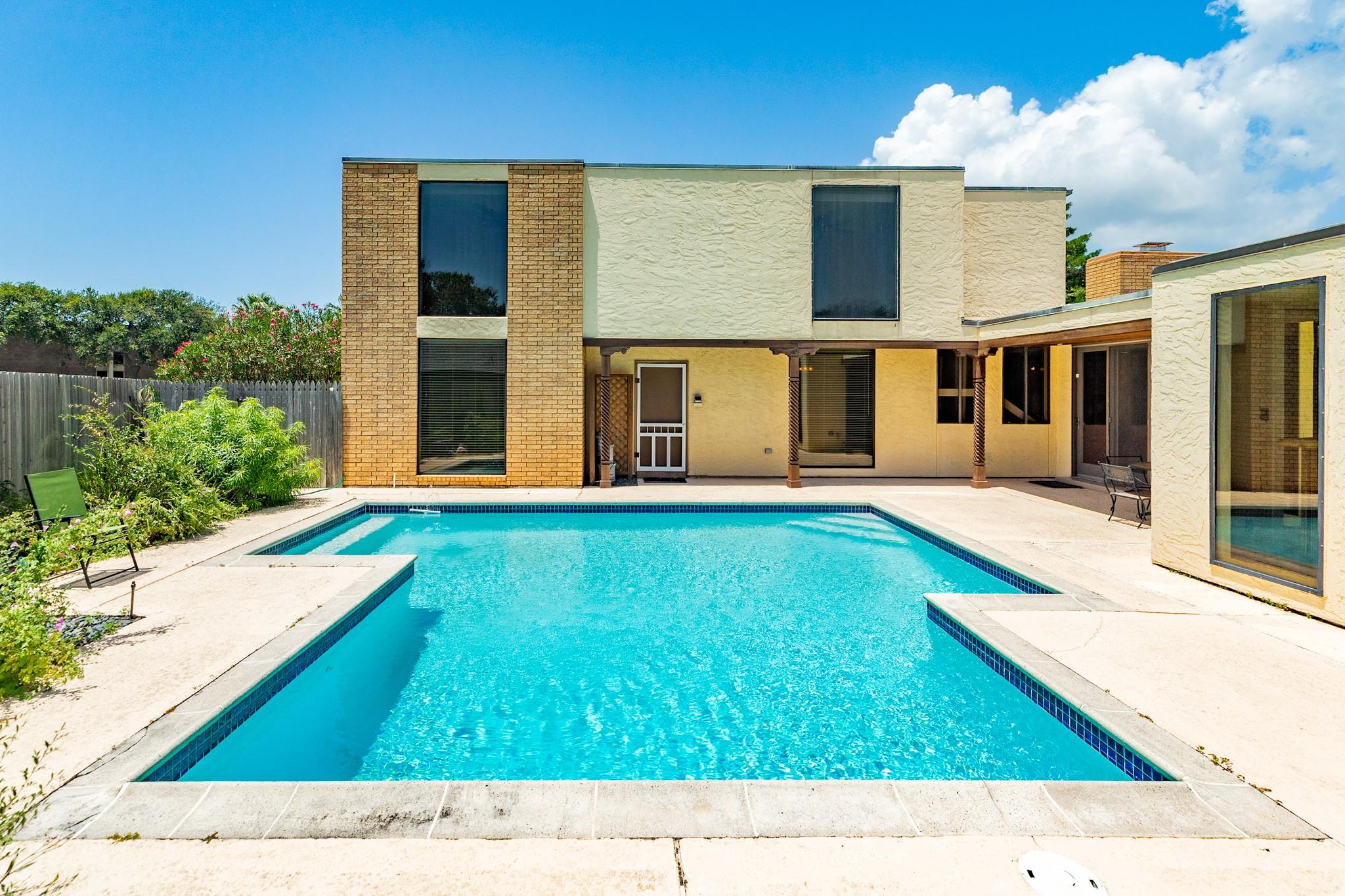 47 Colony Park Circle