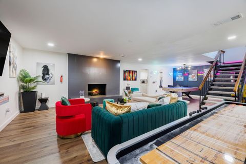 Photo of 11203 Briar Forest Drive, Houston, TX 77042 (MLS # 61089192)