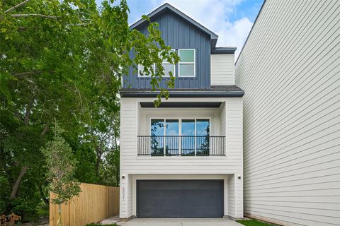 Photo of 6021 Maybell St, Houston, TX 77091 (MLS # 56706121)