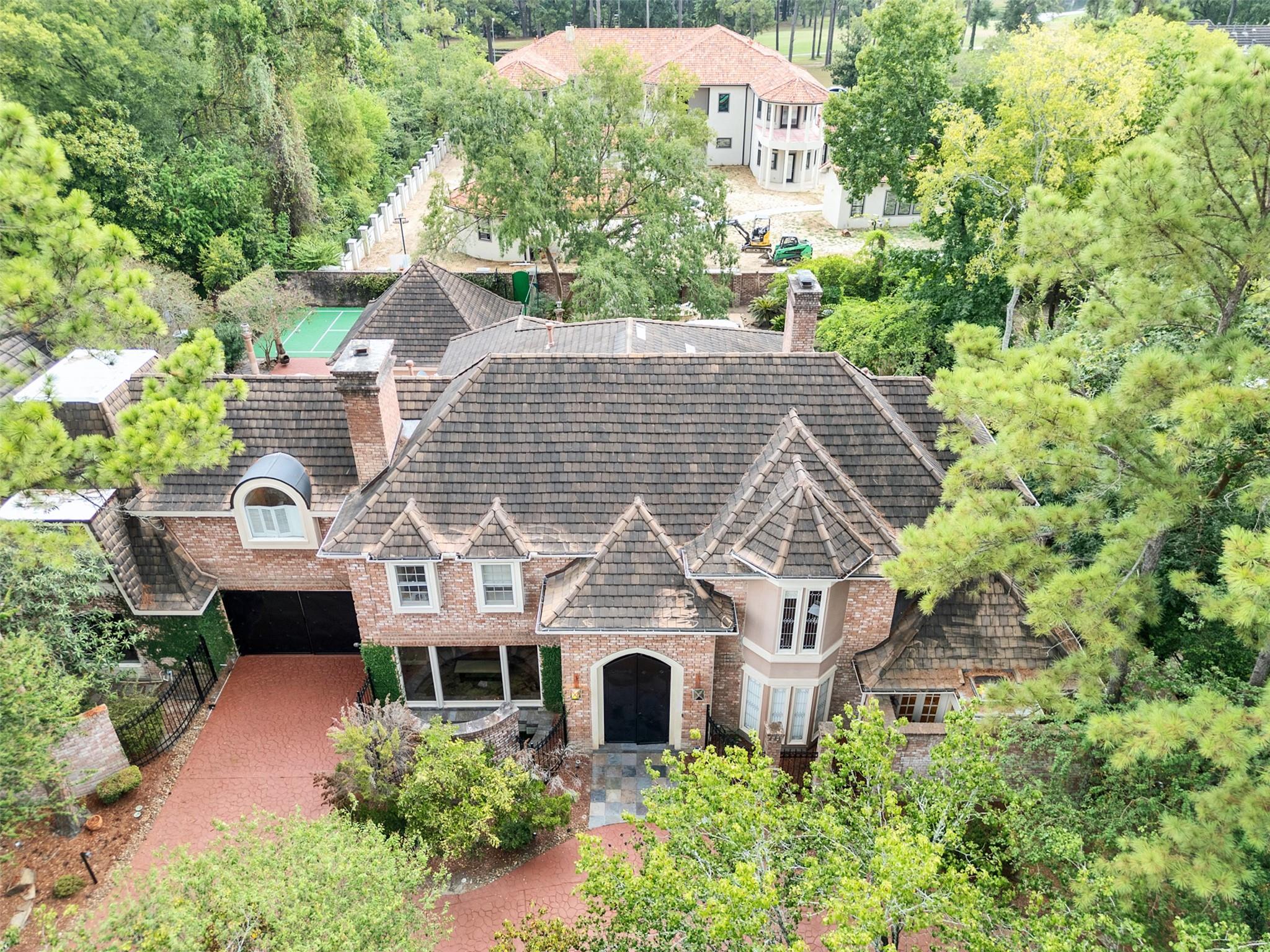 2819 Cedar Woods Place