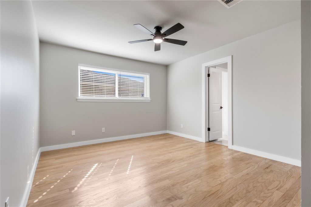 Photo of 9730 Wickenburg Drive, Houston, TX 77031 (MLS # 55068644)