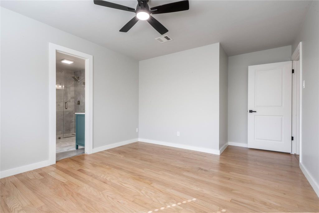 Photo of 9730 Wickenburg Drive, Houston, TX 77031 (MLS # 55068644)