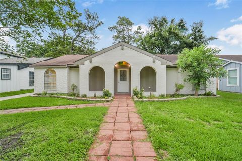 Photo of 23122 Whispering Willow Drive, Spring, TX 77373 (MLS # 44426530)