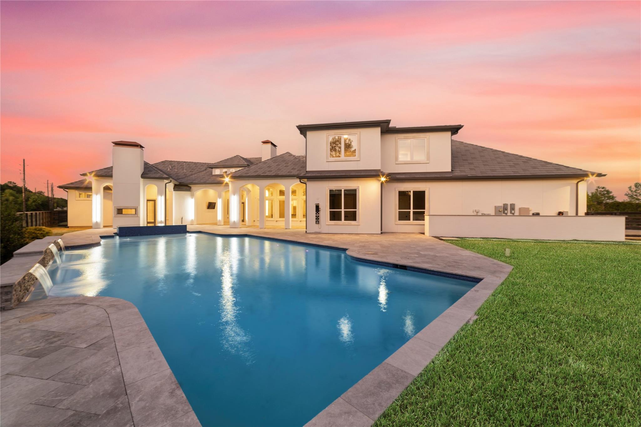 2 Little Sorrell Court