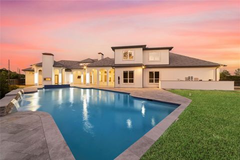 Photo of 2 Little Sorrell Court, Tomball, TX 77377 (MLS # 42323846)