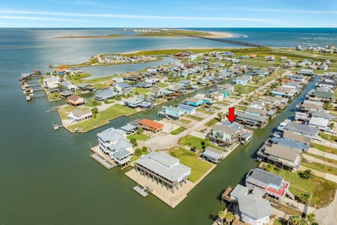 Photo of 333 Schooner Drive, Freeport, TX 77541 (MLS # 38173523)