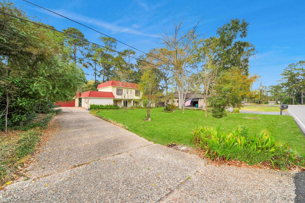 Photo of 17 Winged Foot Drive, Conroe, TX 77304 (MLS # 9223929)