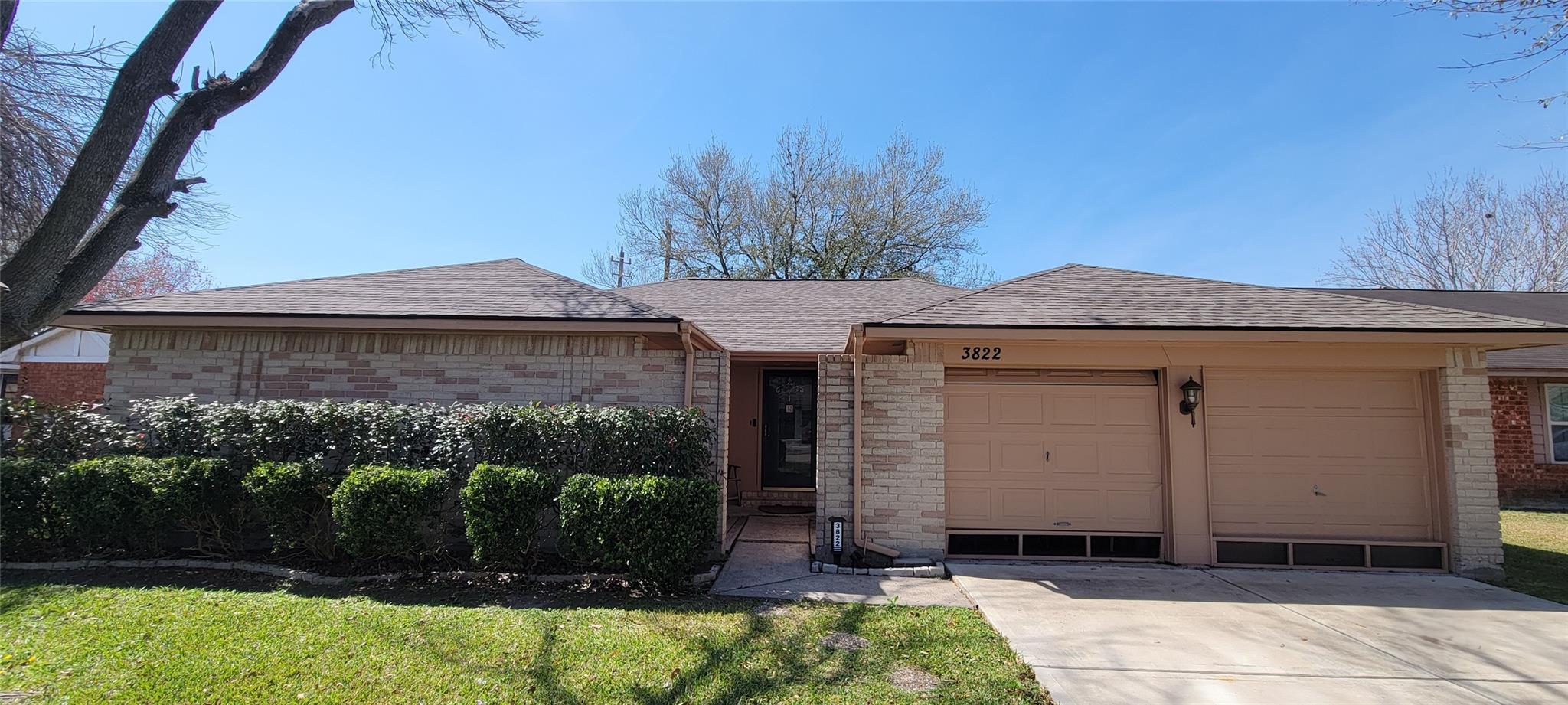 3822 Rosemont Drive