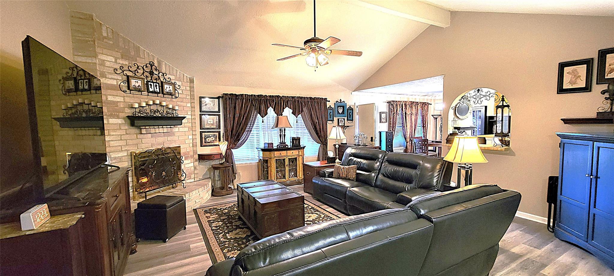 3822 Rosemont Drive