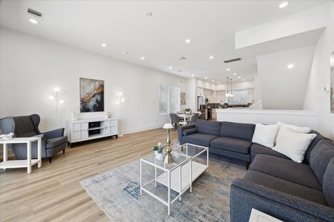 Photo of 5632 Camino Encantado Drive, Houston, TX 77091 (MLS # 93820950)
