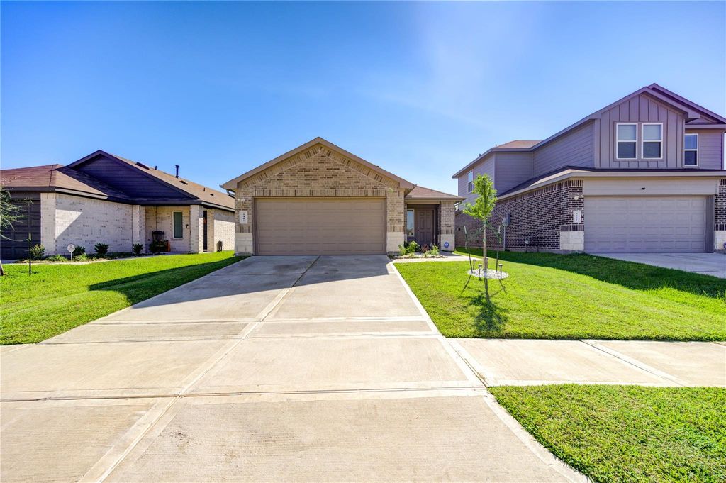 Photo of 5406 Castlebury Meadows Drive, Spring, TX 77373 (MLS # 71993552)