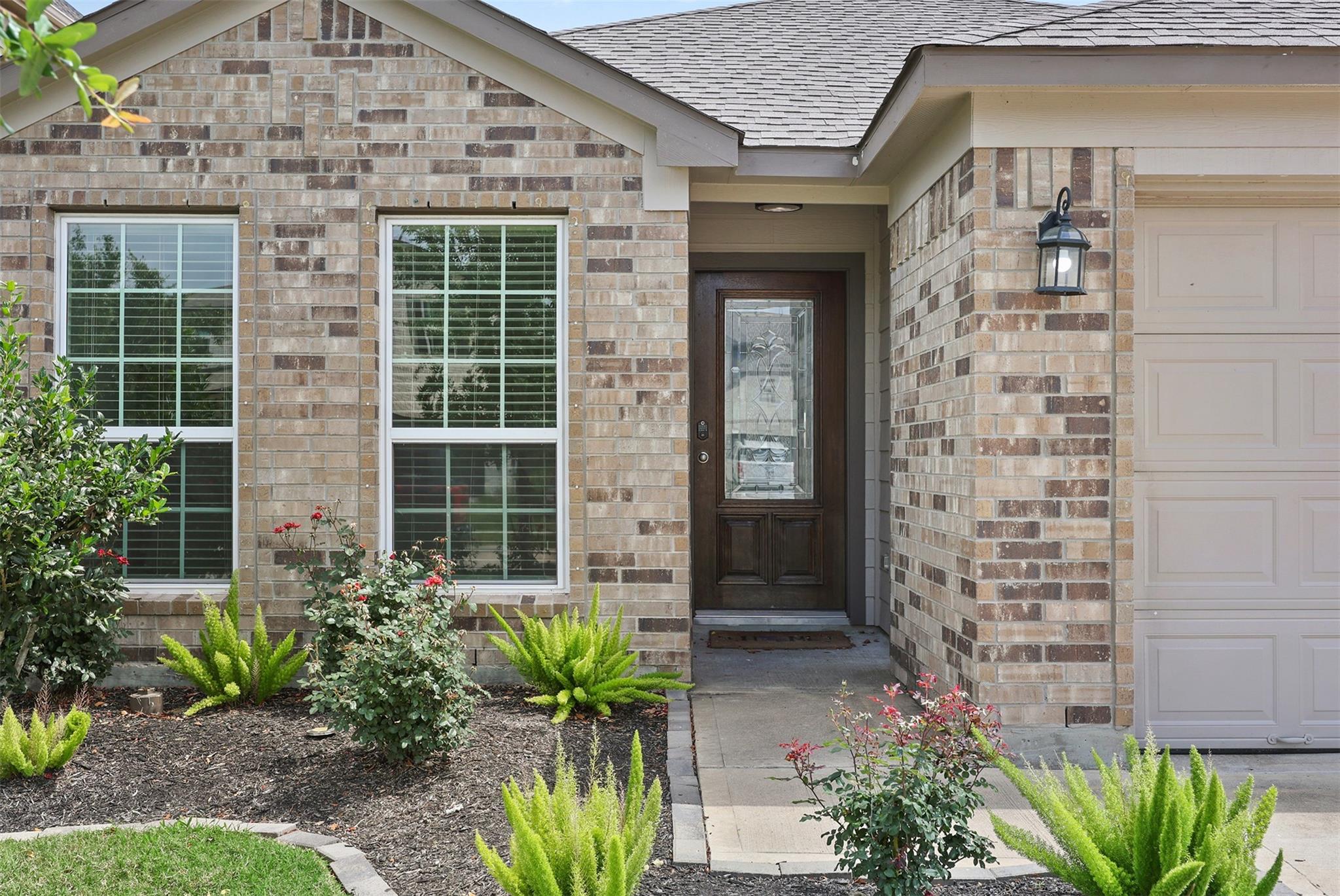 2214 Sand Lily Drive